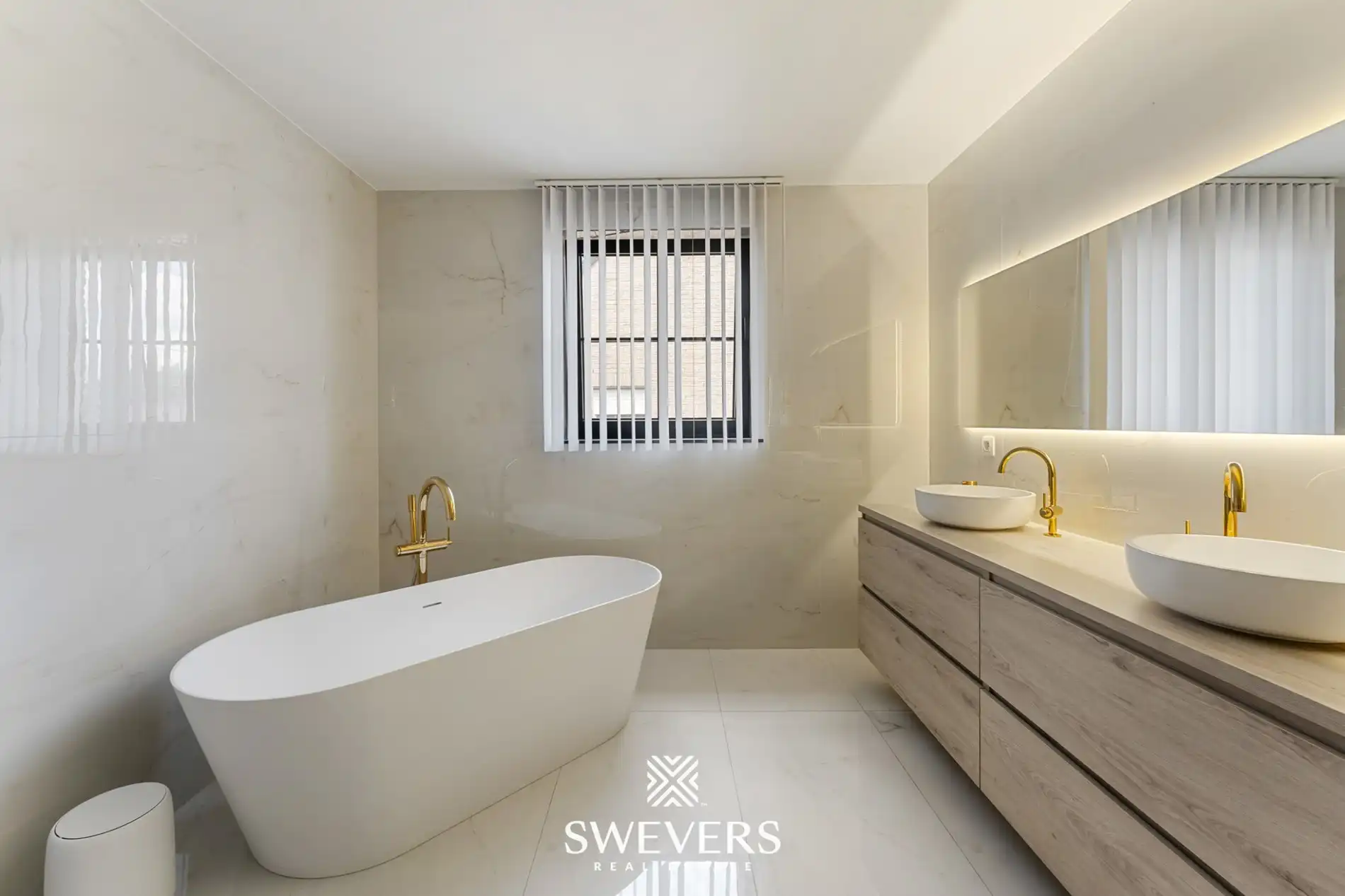 Ruime recente woning ( 314m²) op 6 are 80 ca in Paal  foto 22