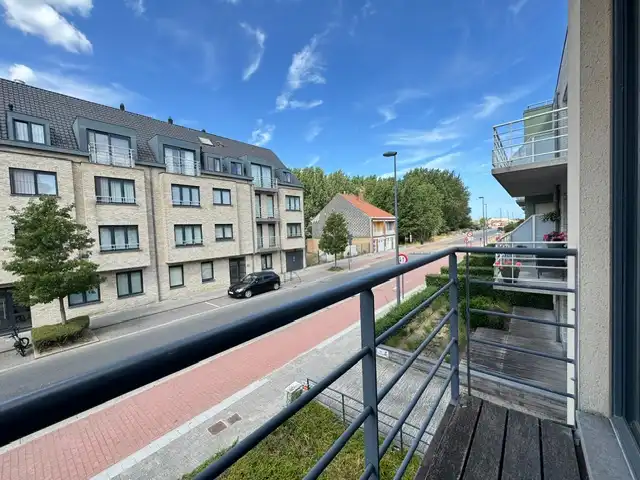 Zeer ruim 2 slpk appartement te huur in Westende dorp! foto 18