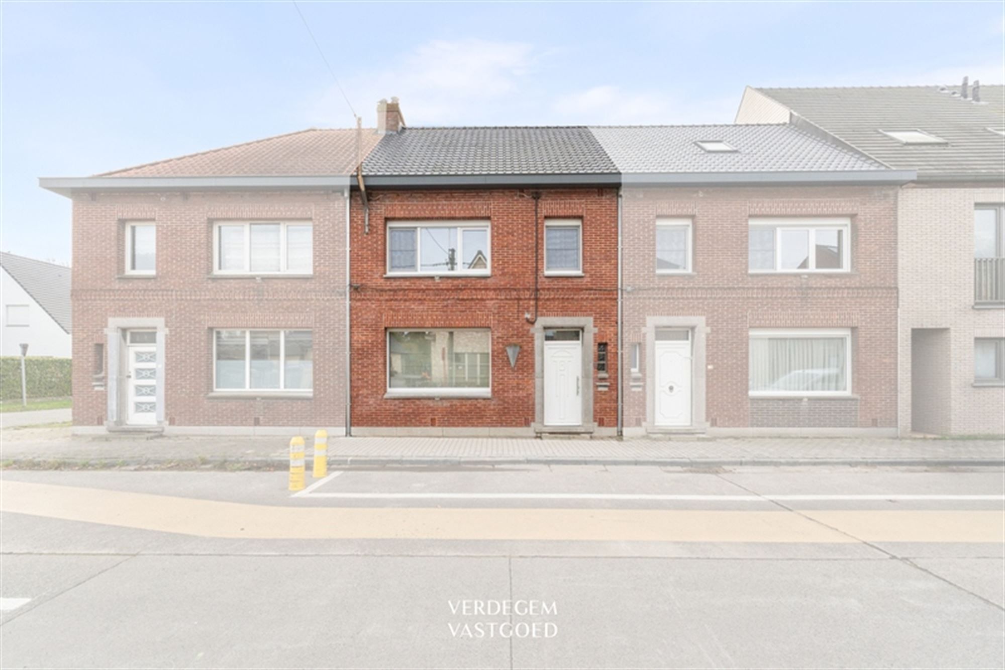 Hoofdfoto van de publicatie: Gezellige en instapklare woning met 3+1 slaapkamers en garage