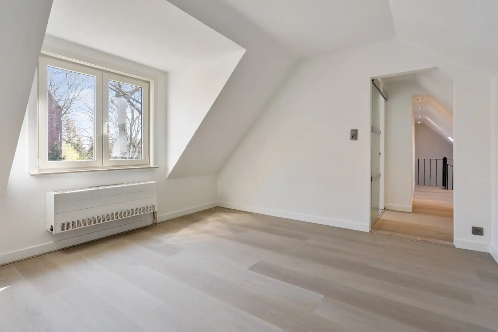 Gezellige, instapklare stadswoning in het centrum van Maaseik grenzend aan de groene wal!  foto 33