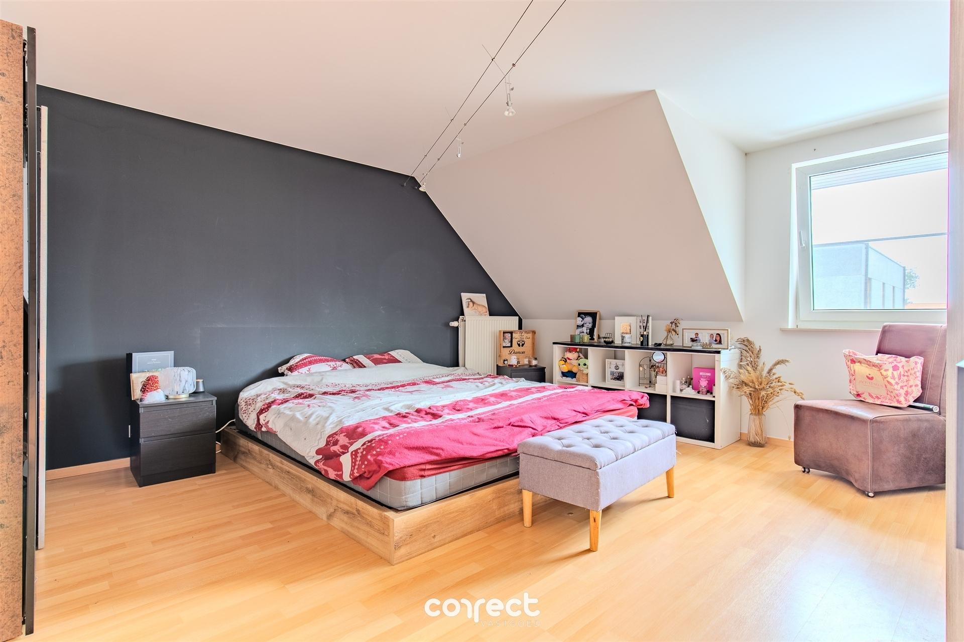 Instapklare halfopen woning met 3 slaapkamers.  foto 9