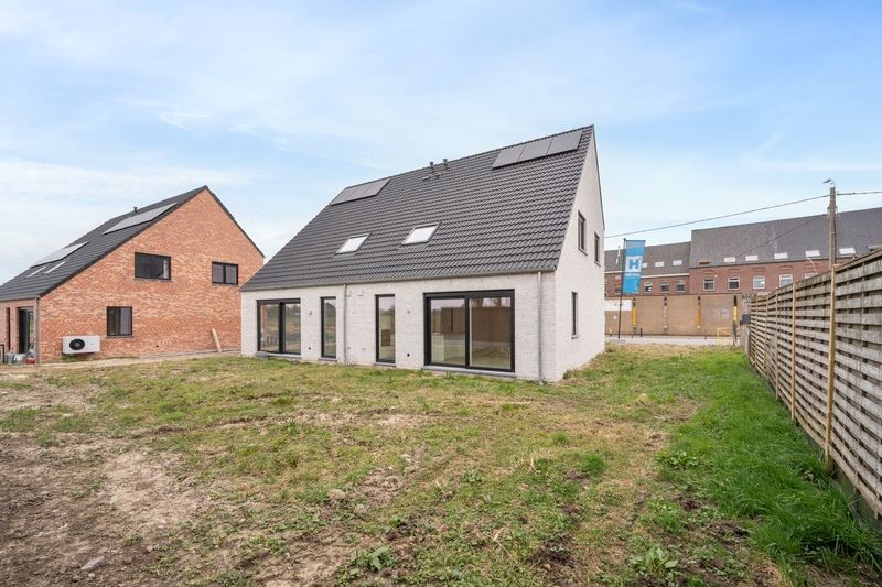 Zeer energiezuinige nieuwbouwwoning te Roeselare foto 11