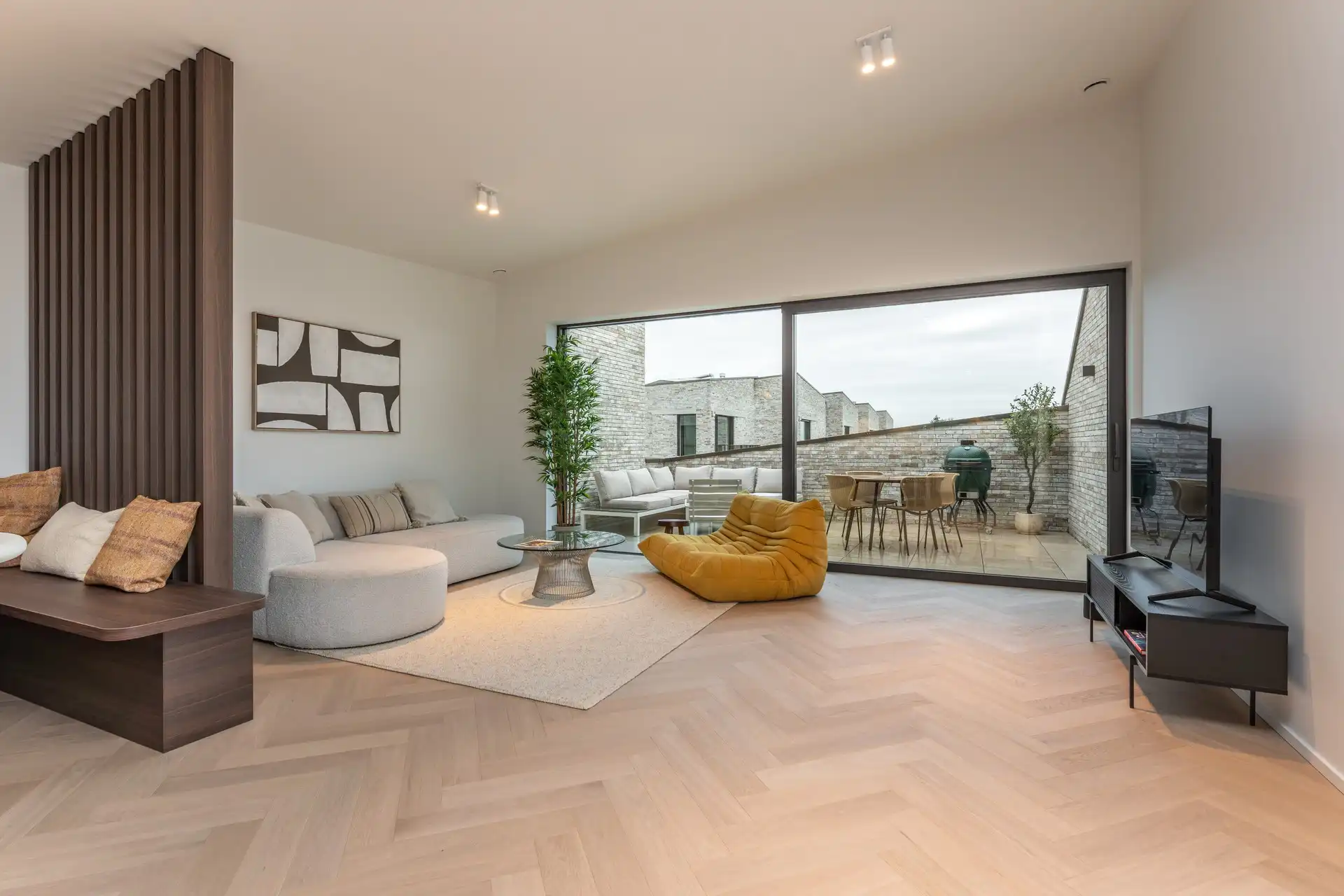 Moderne geothermische en energiezuinige duplexappartement te Knokke foto {{pictureIndex}}