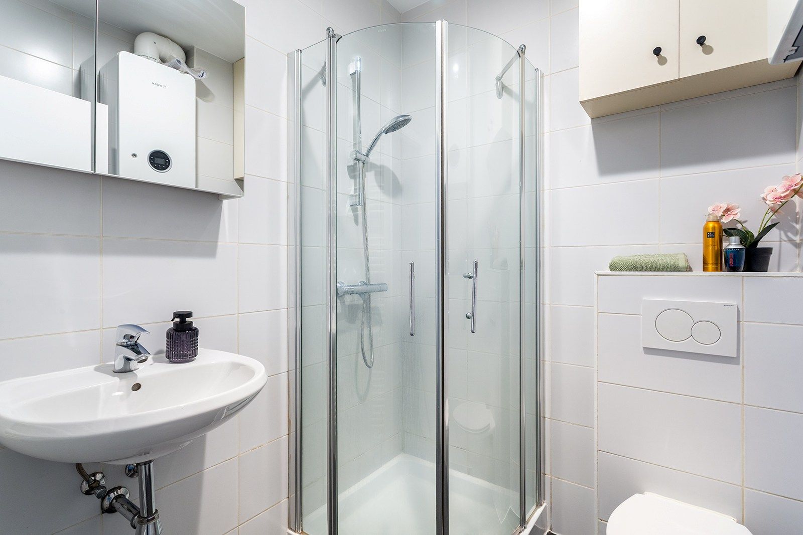 Ideaal starters- of investeringsappartement in de gegeerde wijk Zurenborg foto 22