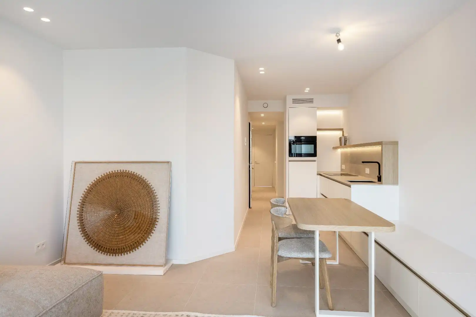 Volledig afgewerkt nieuwbouw app. met open zicht, centraal gelegen te Knokke foto 8