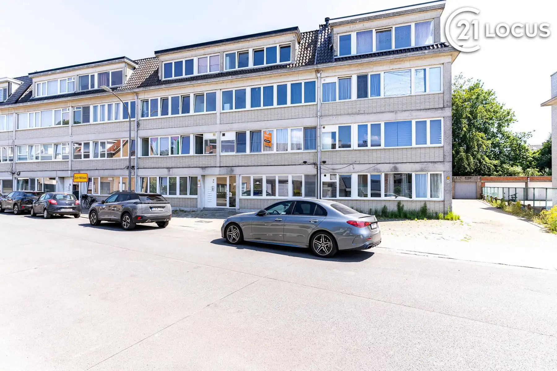 Instapklaar 2-slaapkamerappartement met zonnig terras. EPC B foto 2