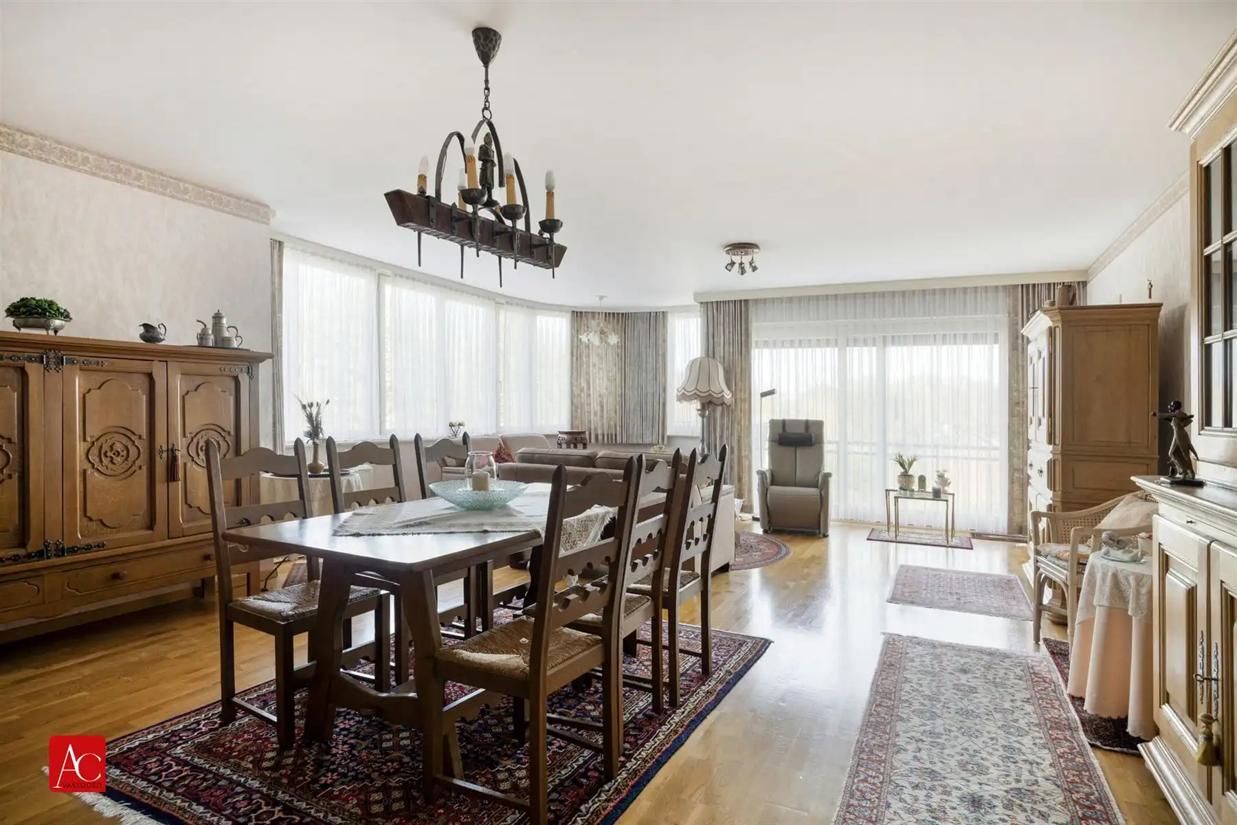 Appartement 3de verdieping met terras en 2 slaapkamers foto 7