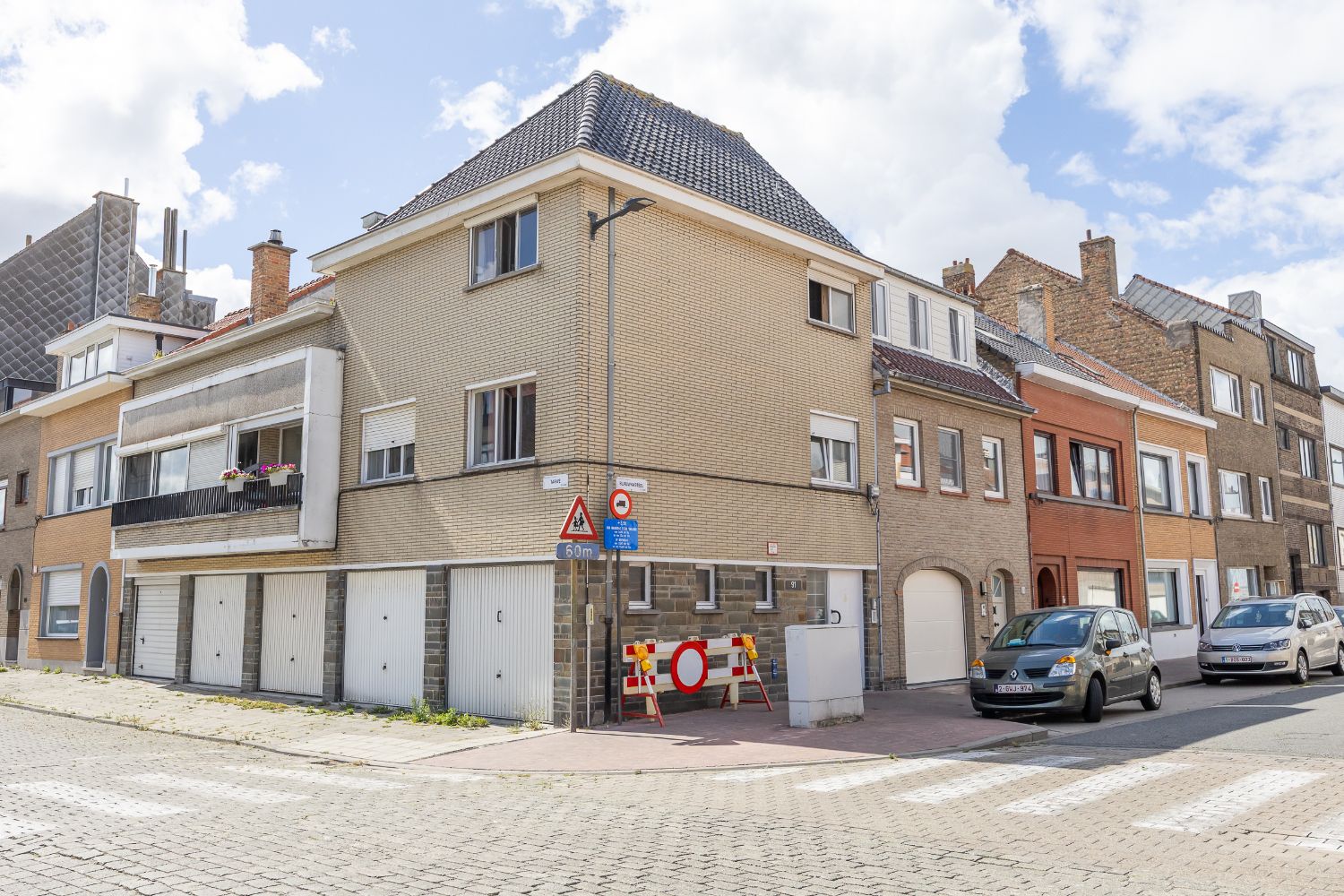()=>{if(producerUpdateValueVersion(node),producerAccessed(node),node.value===ERRORED)throw node.error;return node.value} Blauwkasteelstraat 91 - 8400 Oostende
