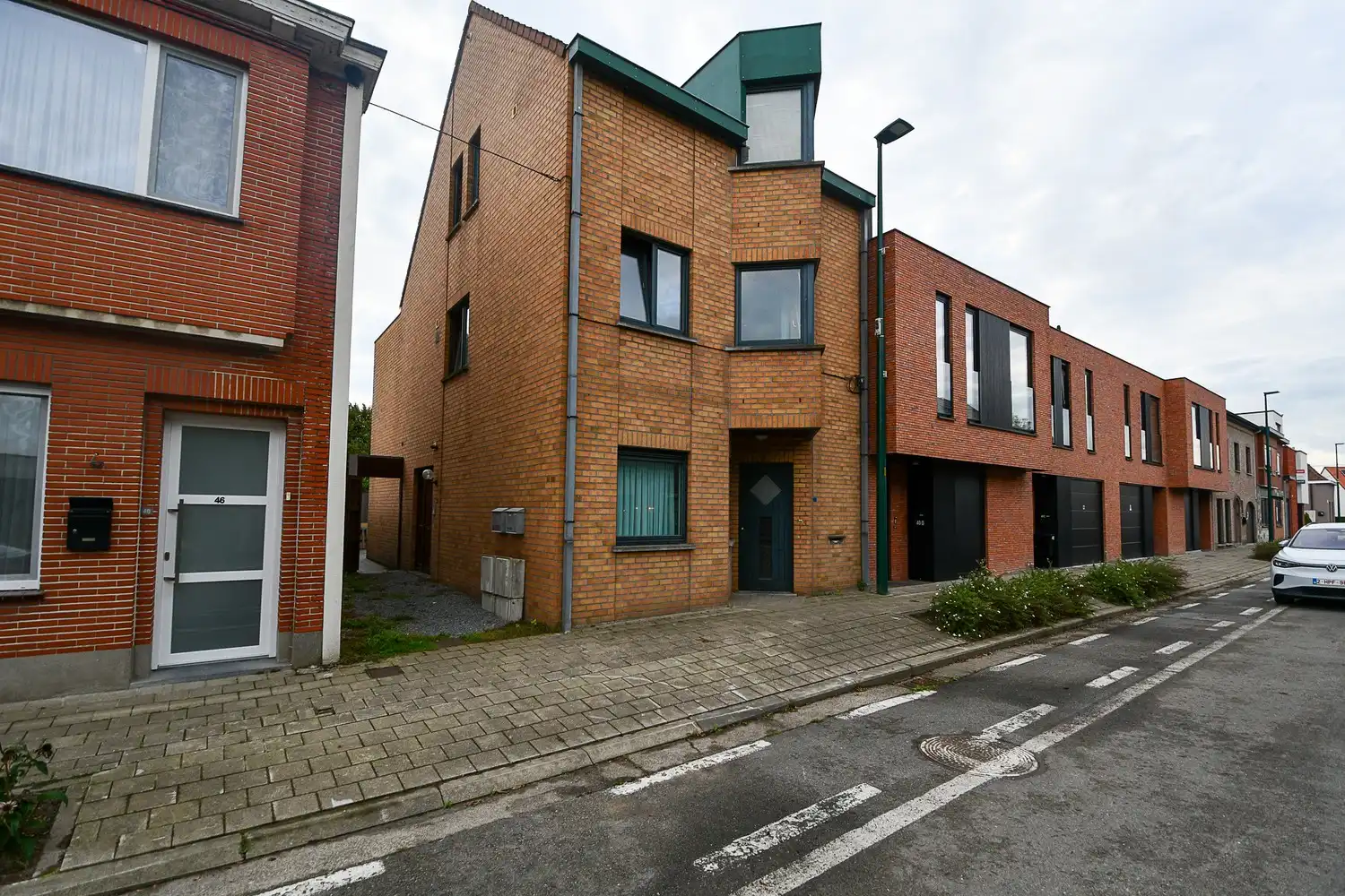 Mooie investeringseigendom op strategische ligging foto {{pictureIndex}}