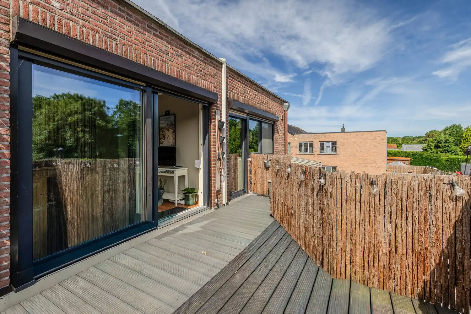 Instapklaar duplex-appartement op geliefde locatie aan de Waterstraat in Lanaken foto 17