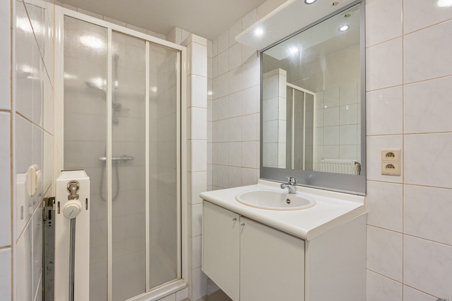 Gunstig gelegen opbrengsteigendom bestaande uit 2 studio's foto 7