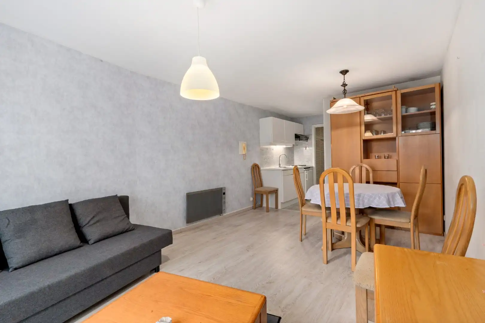 STUDIO MET ZIJDELINGS ZEEZICHT EN TERRASJE OP TOPLIGGING foto 6