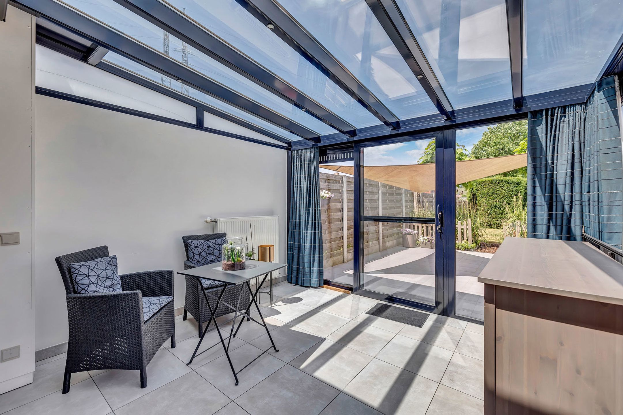 Gezellige, instapklare HOB met garage en tuin foto 17