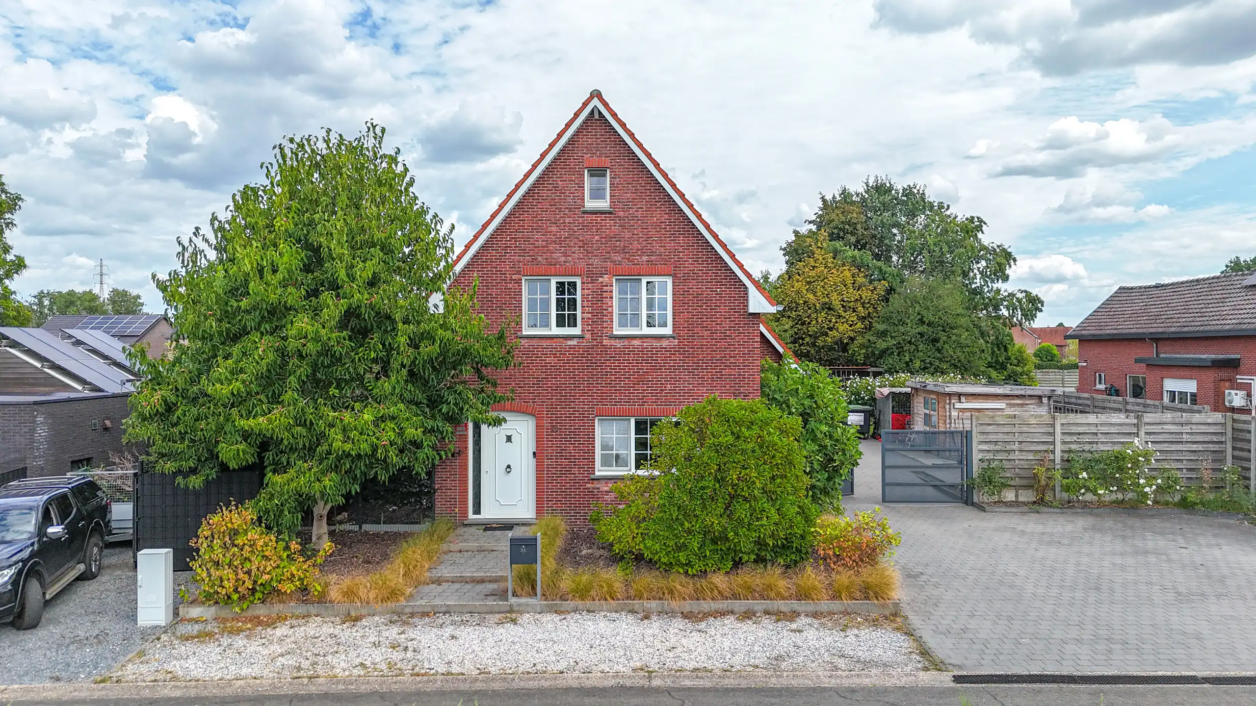 Instapklare woning op 9,8 are met prachtige tuin! foto 36