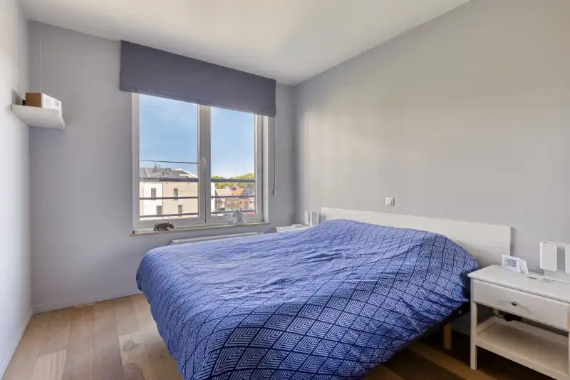 Prachtig appartement te koop in Gent met 2 slaapkamers, garage en uitstekende ligging aan de Staakskenstraat. foto 6