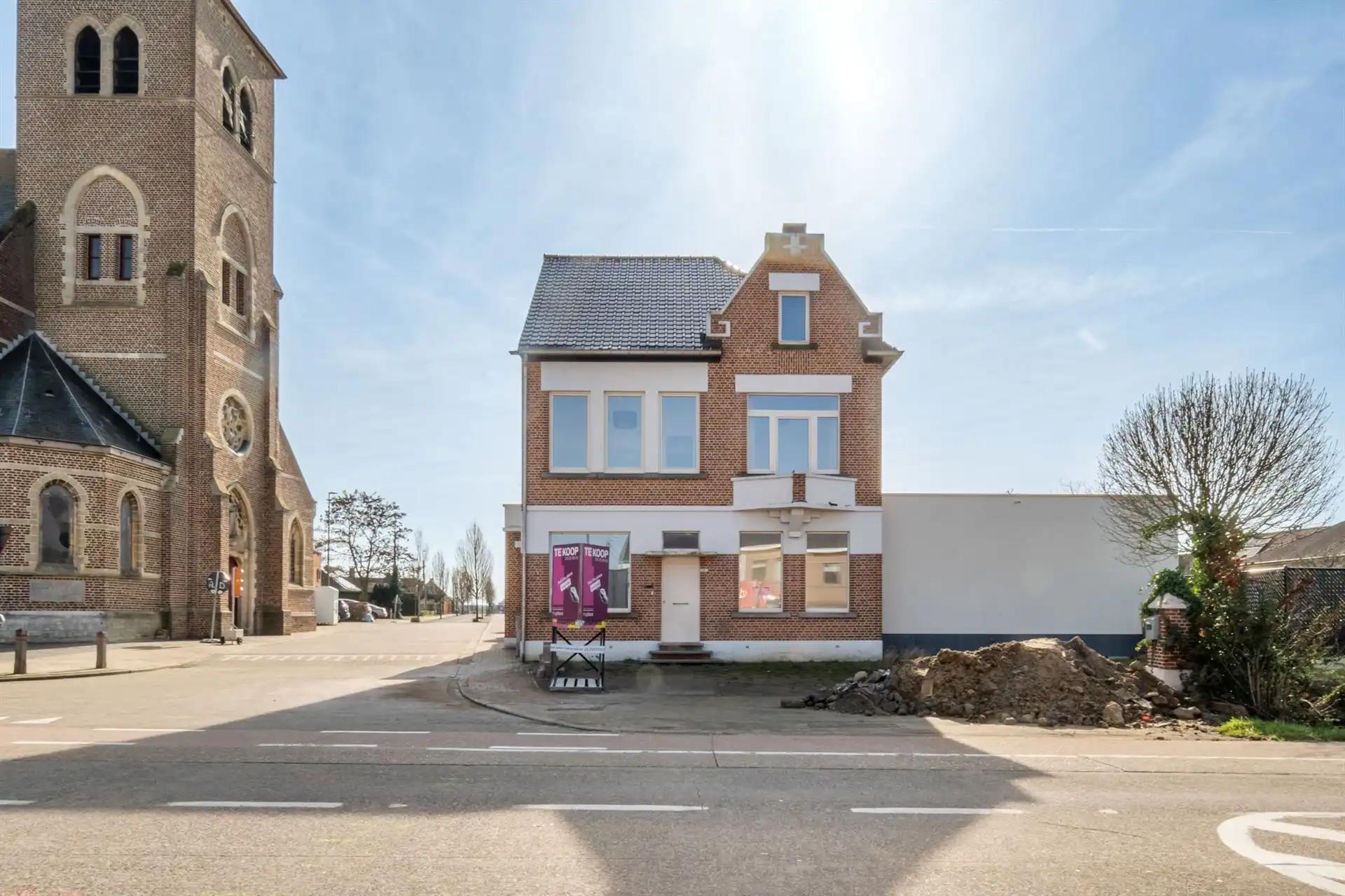 Gerenoveerde eengezinswoning. foto 26