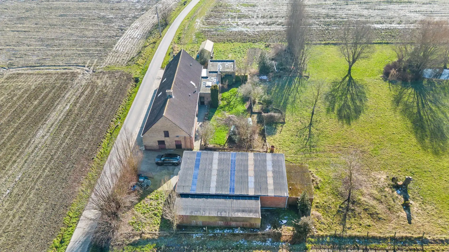 Landelijk gelegen woning met opslagruimte te Torhout foto 3