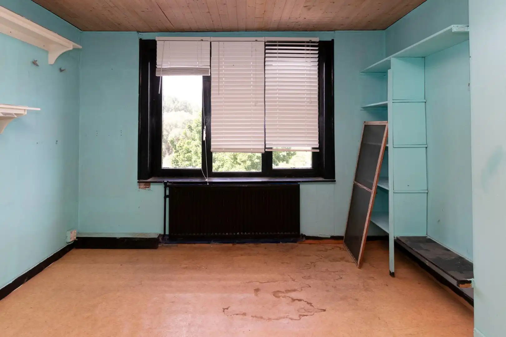 Stadswoning met 3 SLKS - 5 mogelijk en een grote tuin foto 12