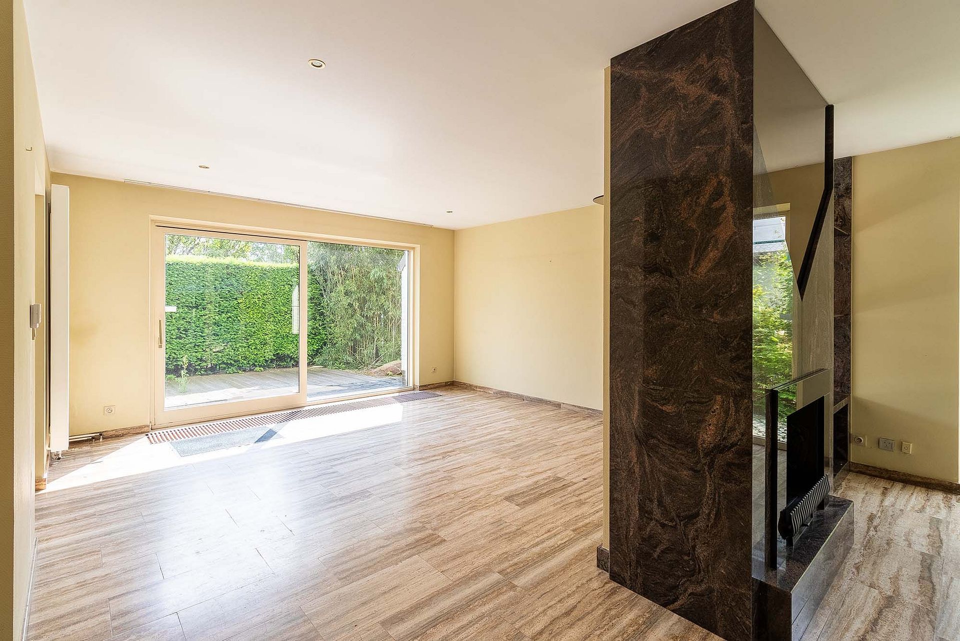 Vrijstaande ruime woning in Hove met 5 slaapkamers foto 5