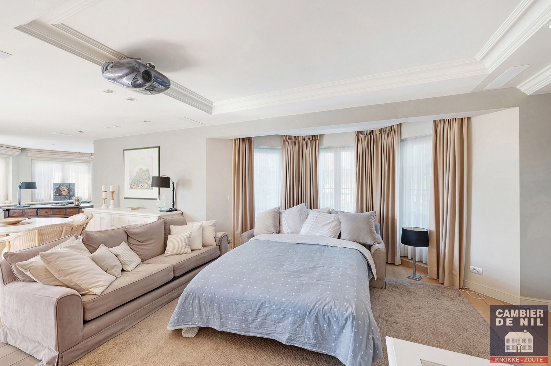 Ruim hoekappartment met terrassen, op enkele passen van het Albertplein foto 6
