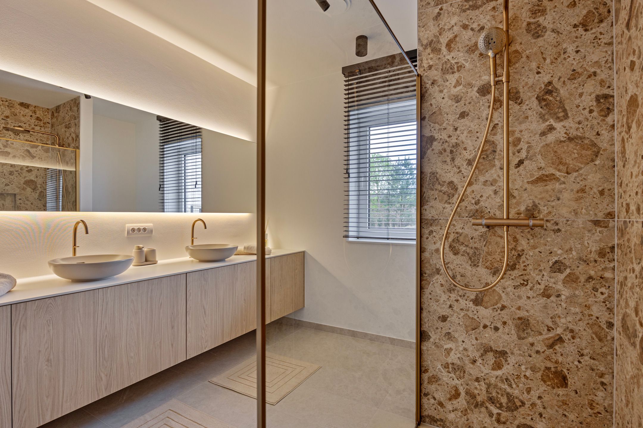 Luxueus nieuwbouwappartement - geniet van 6% btw foto 14