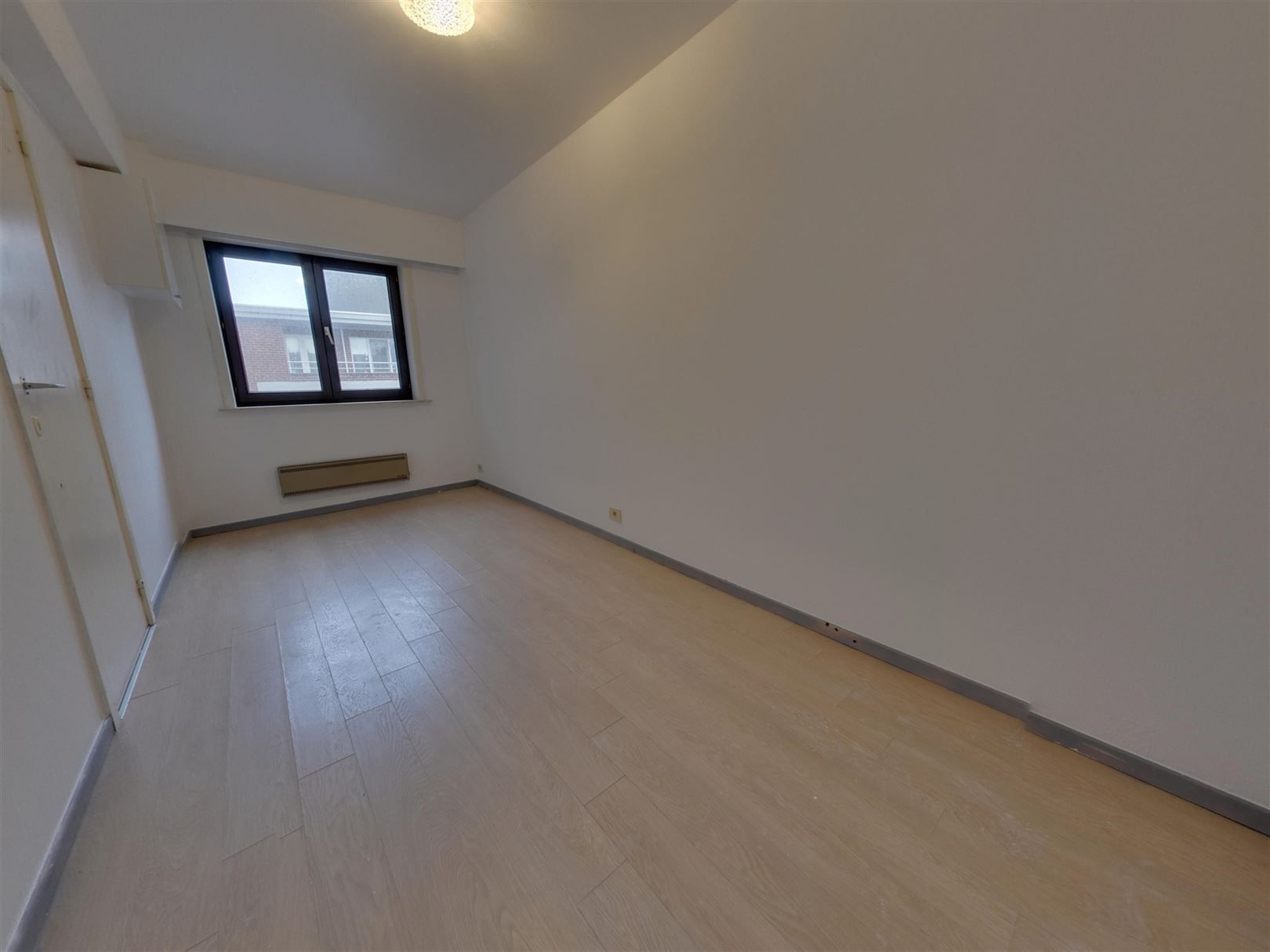 Te koop: Ruim appartement met zeezicht in Middelkerke. foto 6