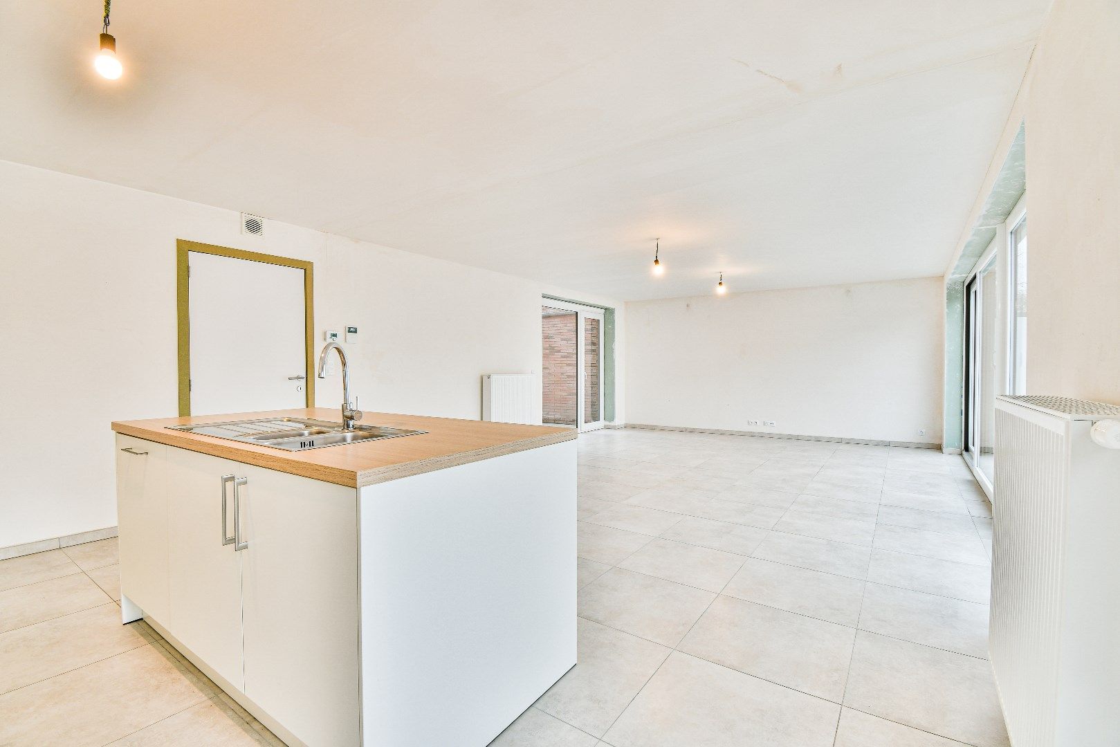 Recent appartement in het hart van Lichtervelde! foto 4