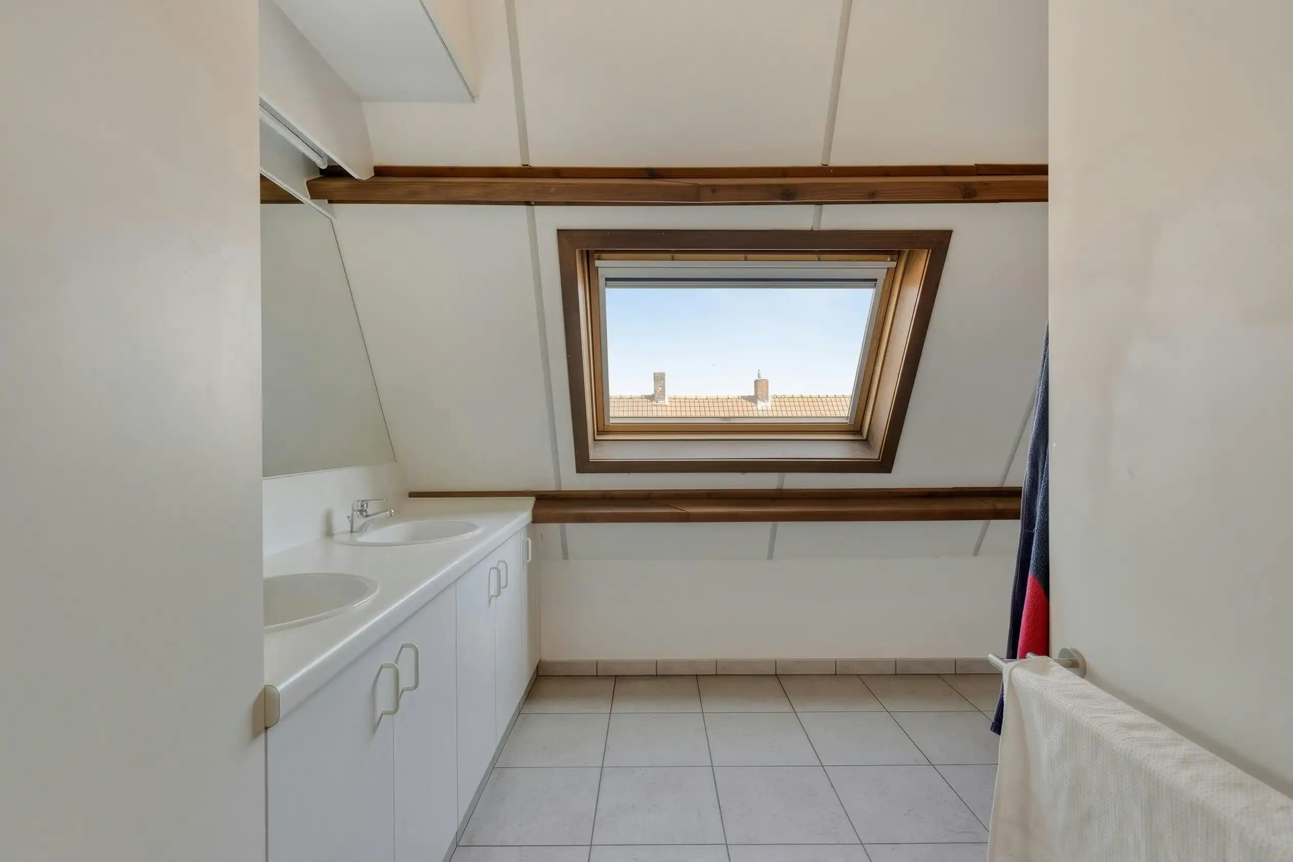 Dakappartement met grote garage te koop in Lichtervelde foto 9