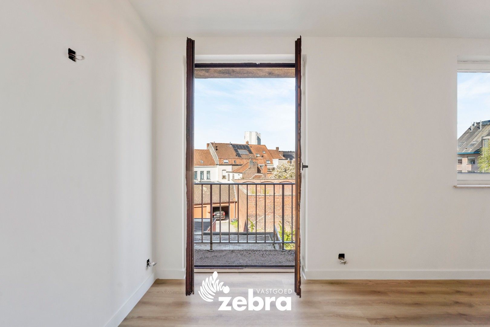 Prachtig & lichtrijk appartement met uitzicht op de Melkmarkt te Izegem! foto 13