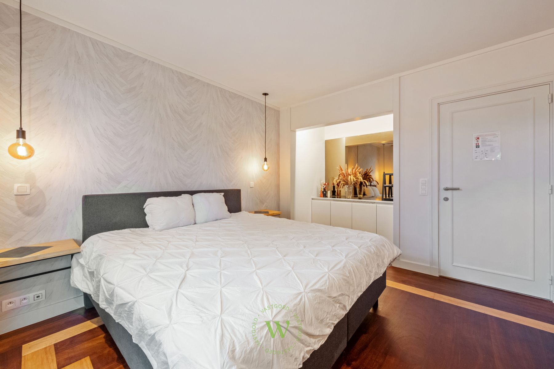 Karaktervolle woning met vergunde B&B in Sint-Michiels foto 29