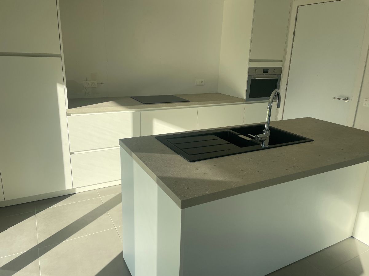 Twee-slaapkamer GELIJKVLOERS nieuwbouw hoekappartement + terras foto 15