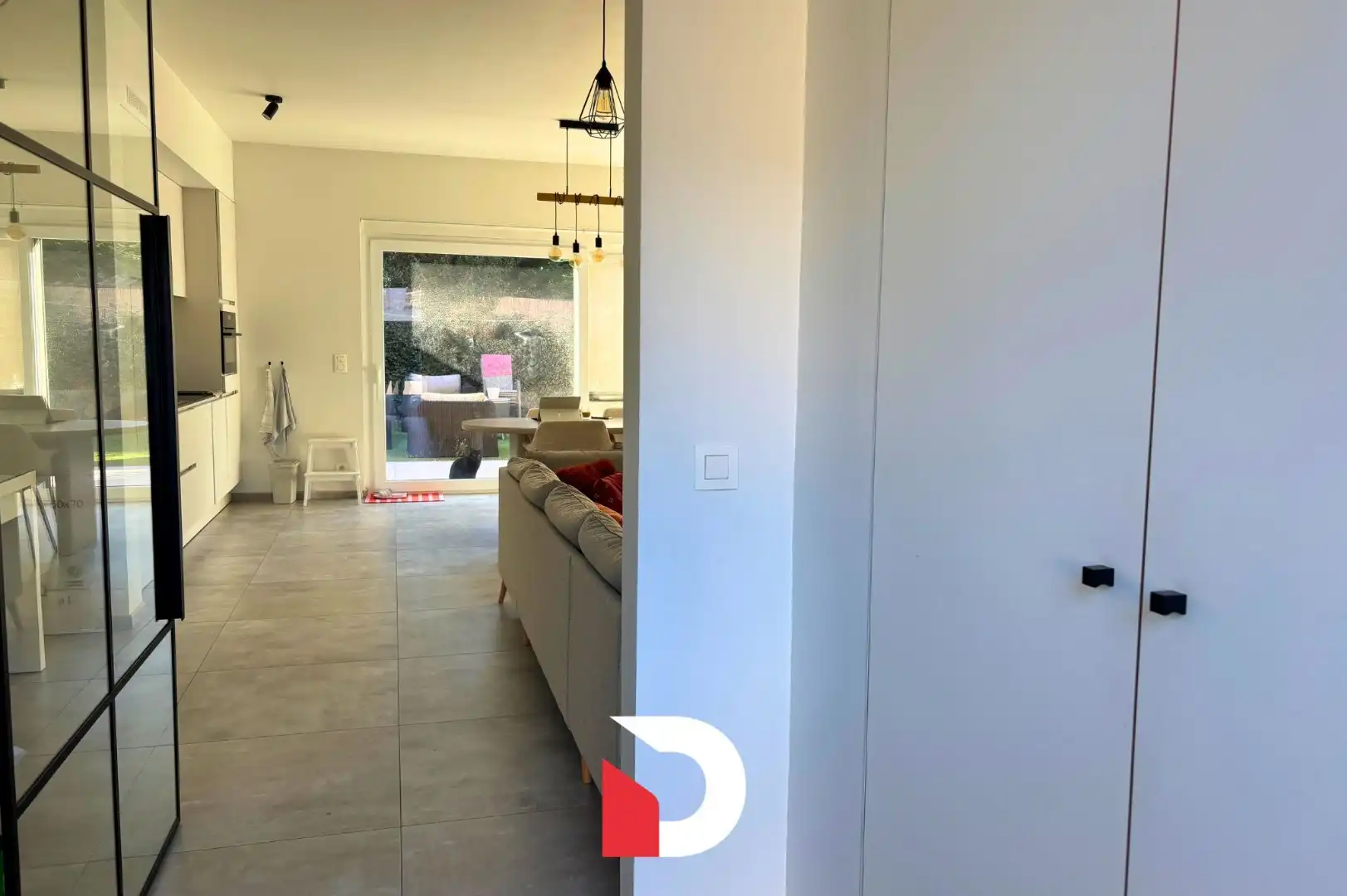 Gezellige woning in een kleinschalig woonproject te Sint-Andries foto 2