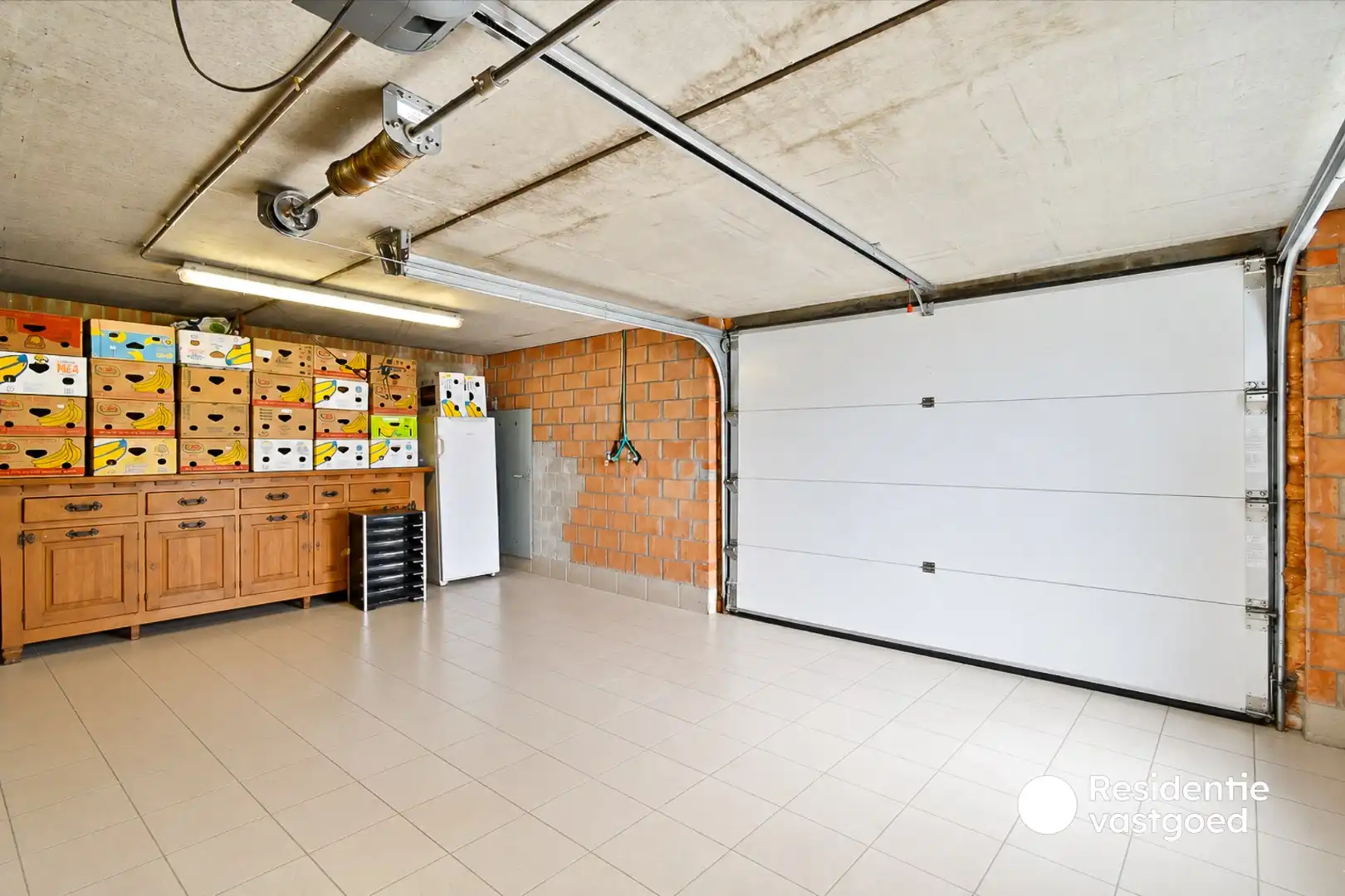 Ruime en instapklare villa met 4 slaapkamers, garage, tuin en 2 terrassen foto 22