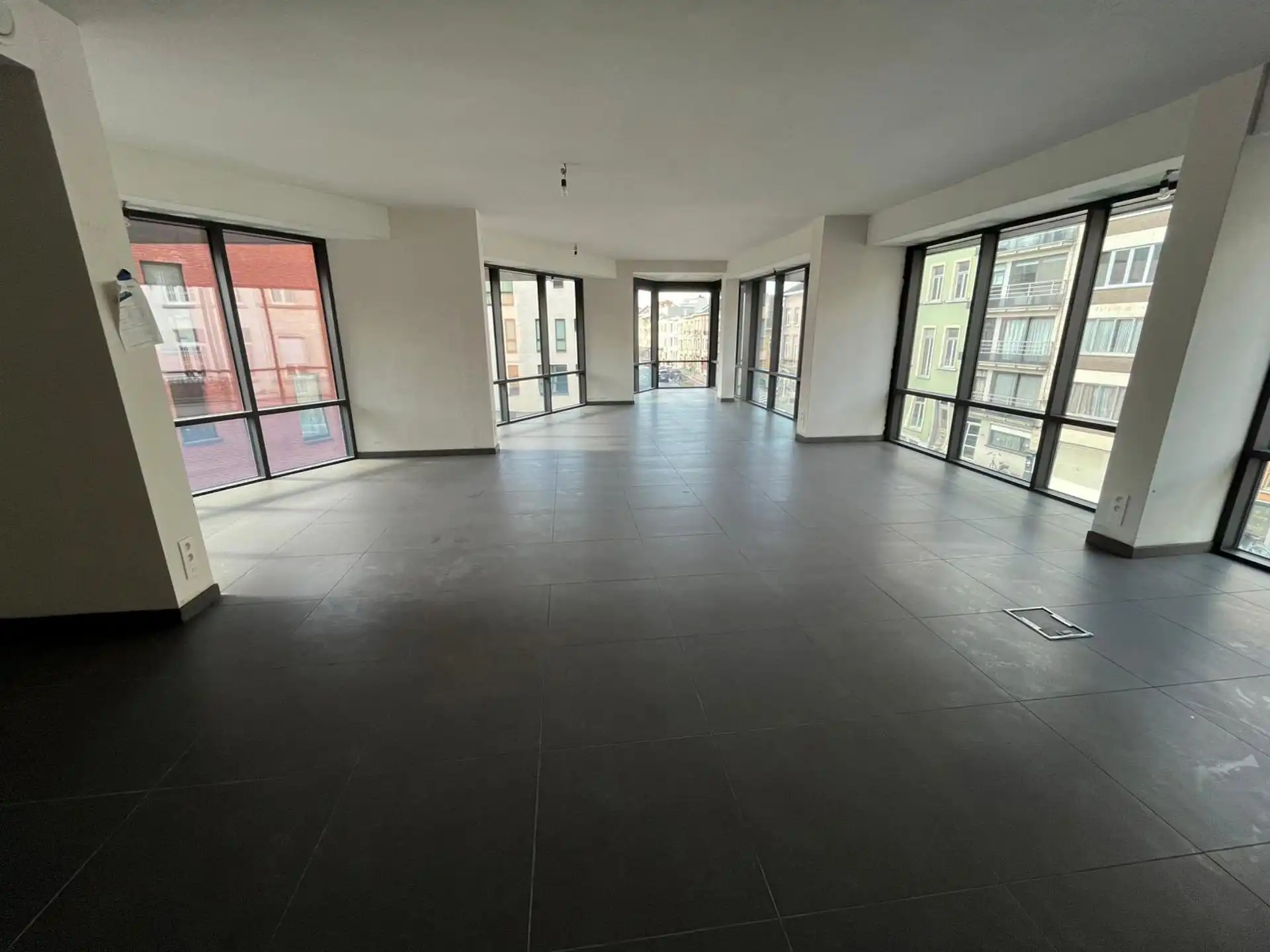 Kantoorruimte te koop in Mechelen foto 2