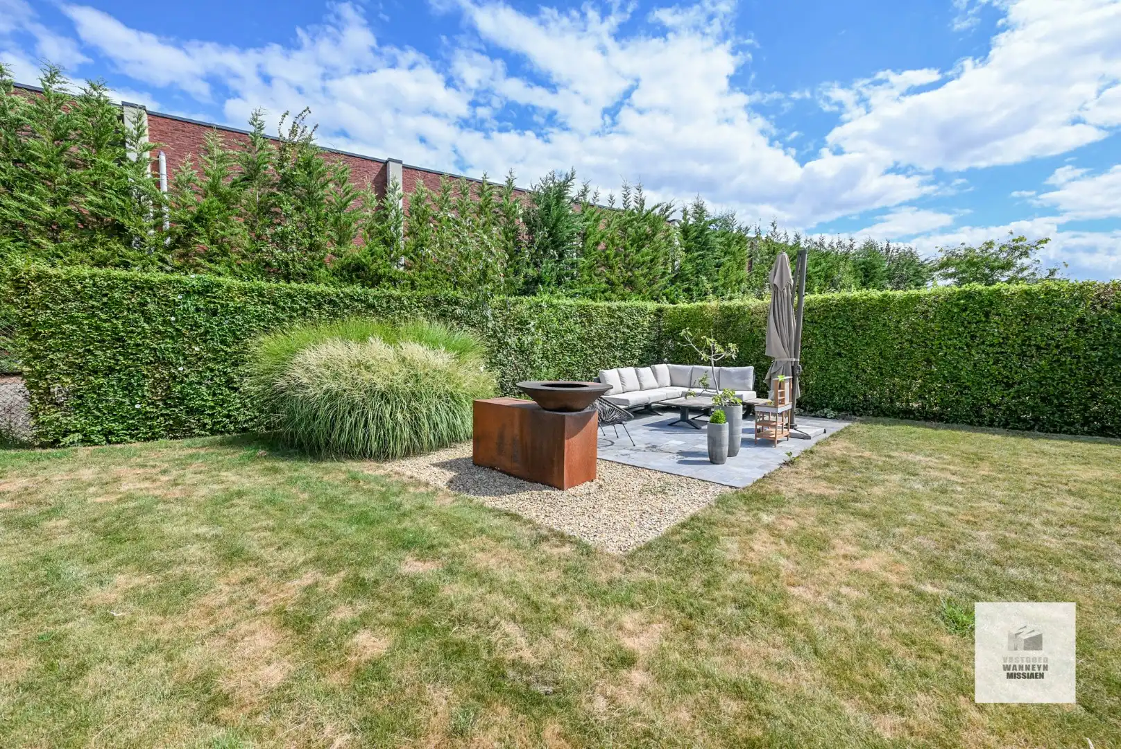 Zeer goed gelegen instapklare woning met 3slpk, garage en mooie tuin foto 4