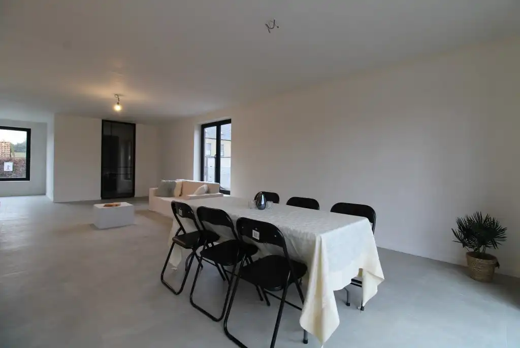 VOLLEDIG AFGEWERKTE ENERGIEZUINIGE NIEUWBOUWWONING OP 616m² foto 13