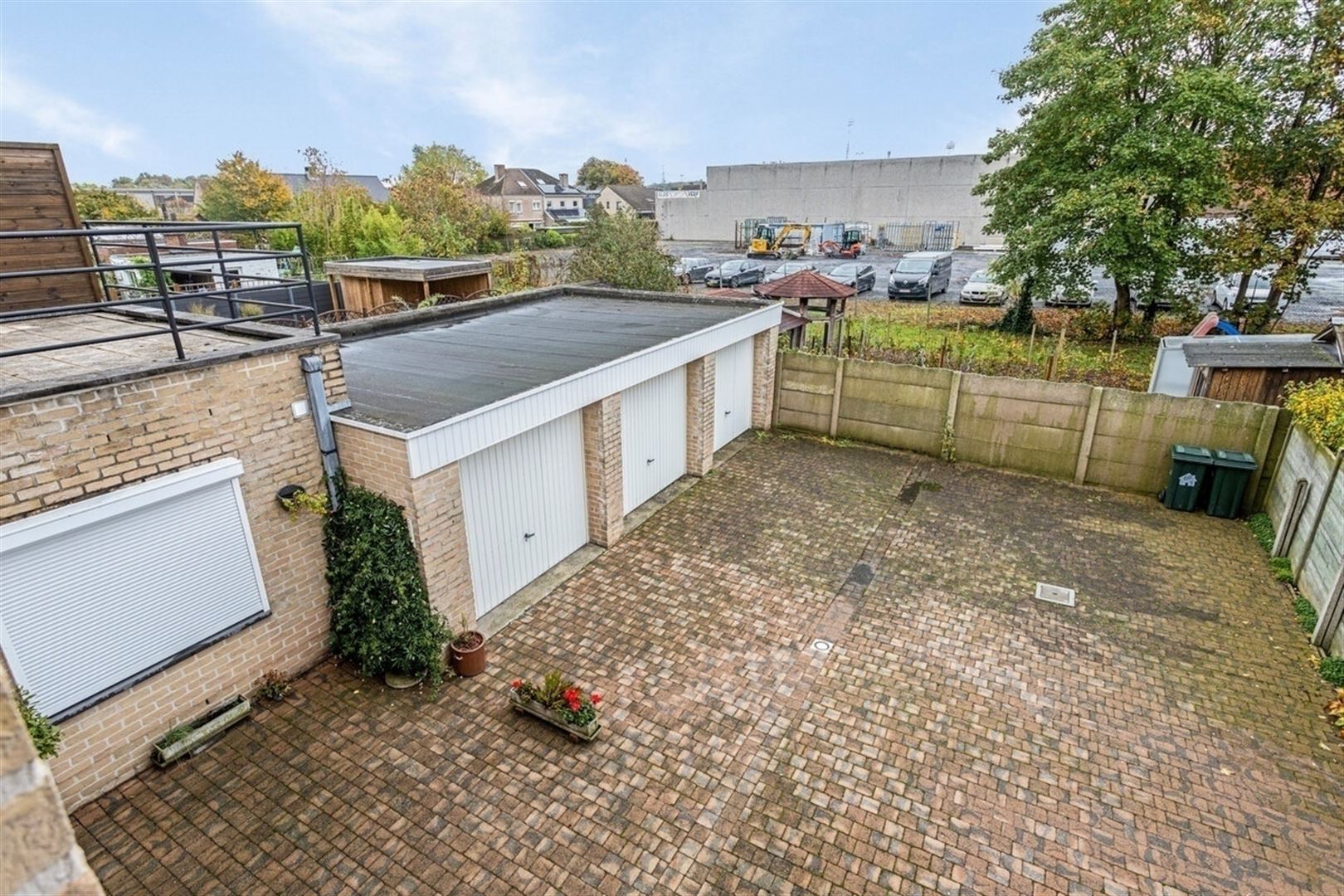 App met 2 slpk en garage dichtbij centrum foto 14