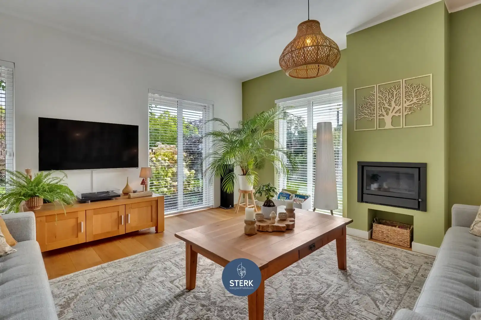 INSTAPKLARE VILLA MET EPC B OP ROYAAL PERCEEL VAN 12A 50CA NABIJ MAASTRICHT !  foto 7