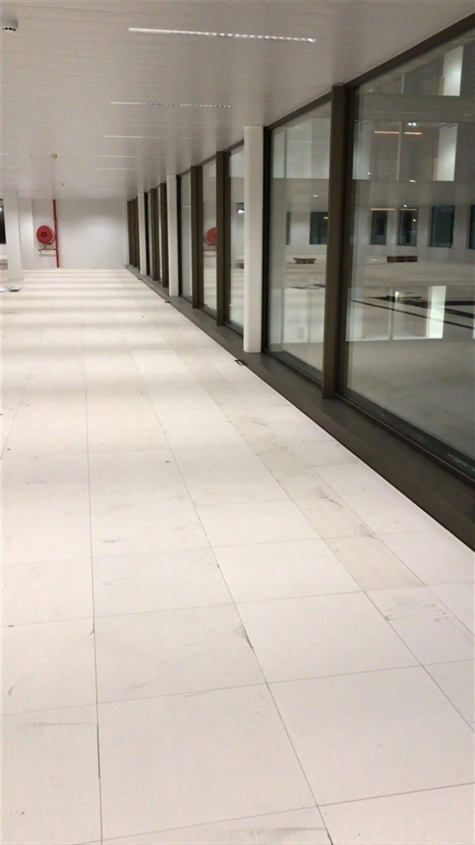 Prestigieus kantoorgebouw - oppervlaktes van 338m² tot 5760m² foto 20