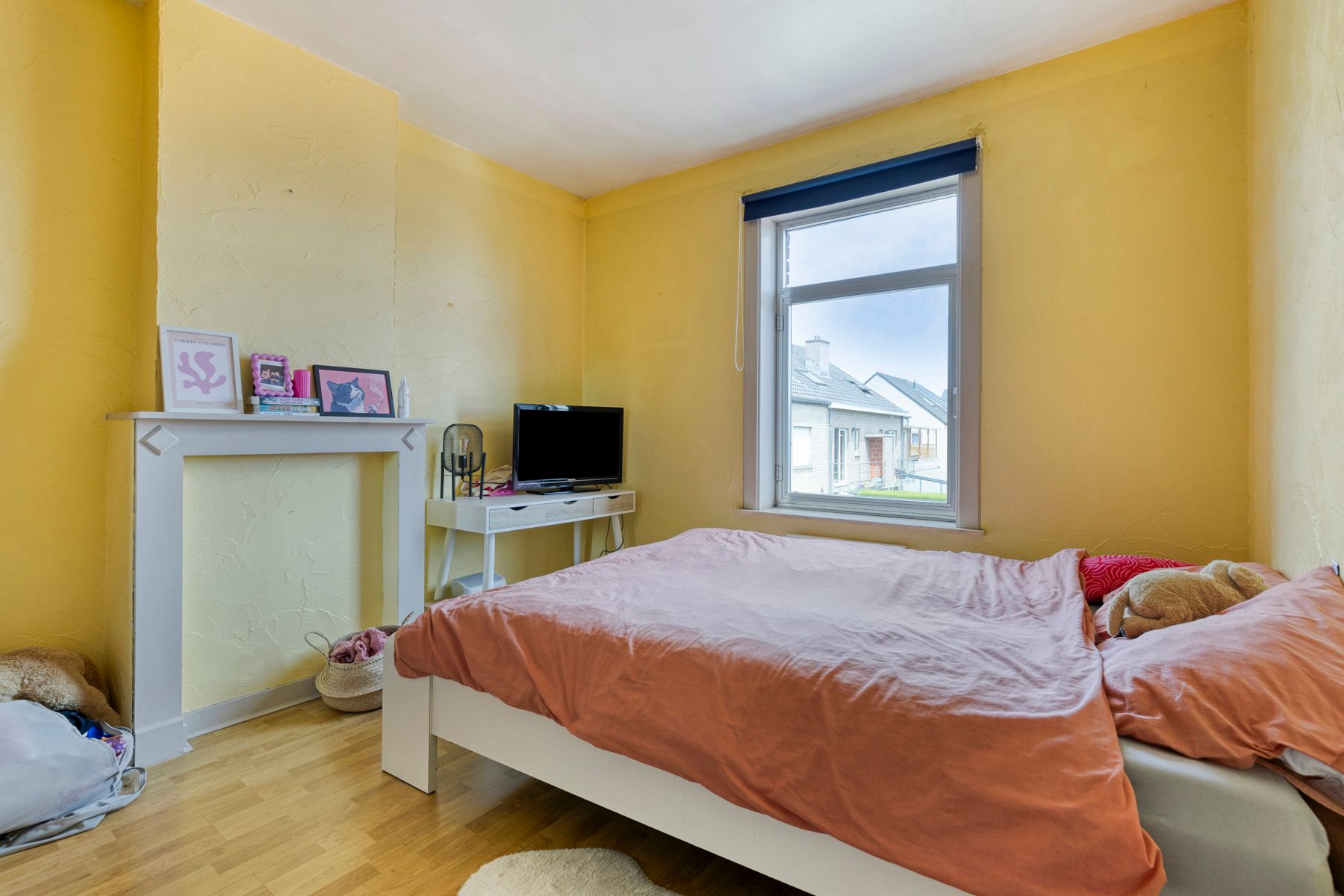 Te renoveren woning met 2slpk (mogelijkheid 3) en tuin! foto 11