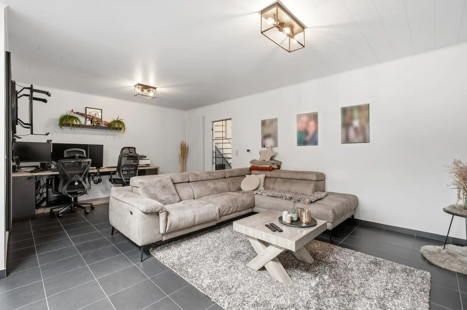 Mooie instapklare gezinswoning met moderne indeling en gezellige tuin foto 7