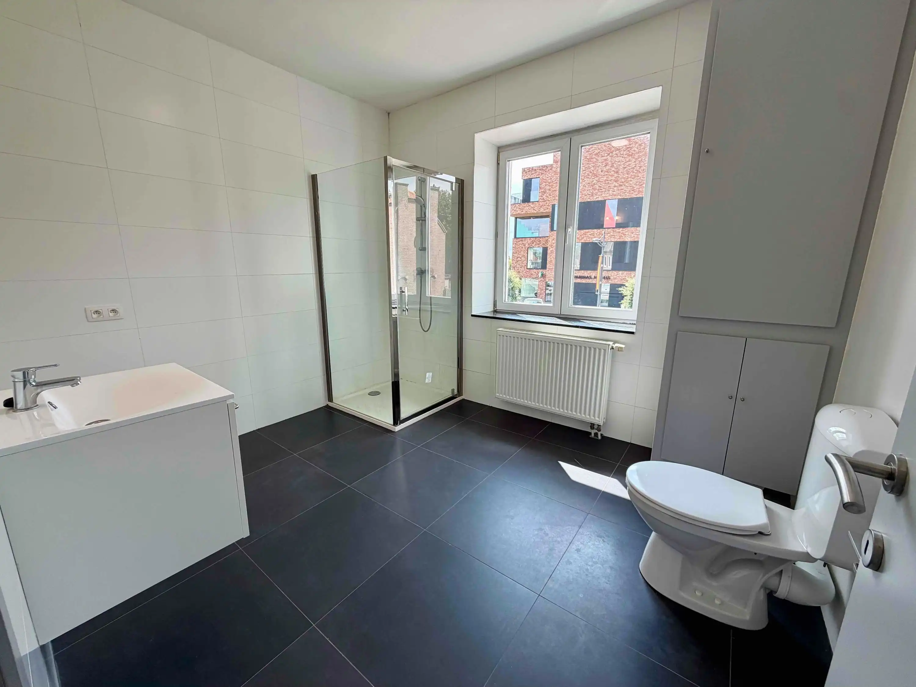 Gerenoveerd handelspand met instapklaar duplexappartement en tuintje foto 9
