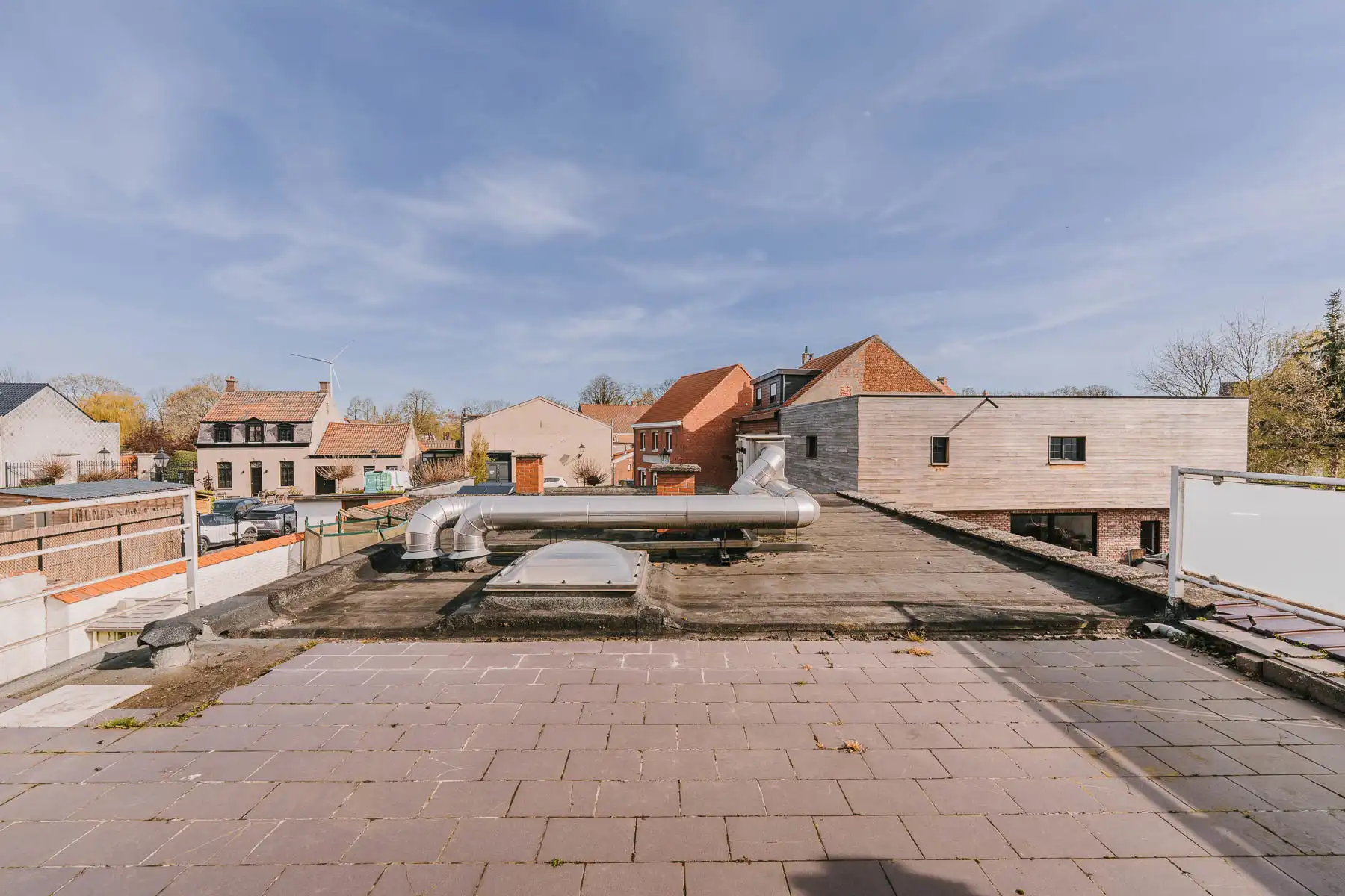 Ruim en lichtrijk Duplex-appartement met optionele garage. foto 15