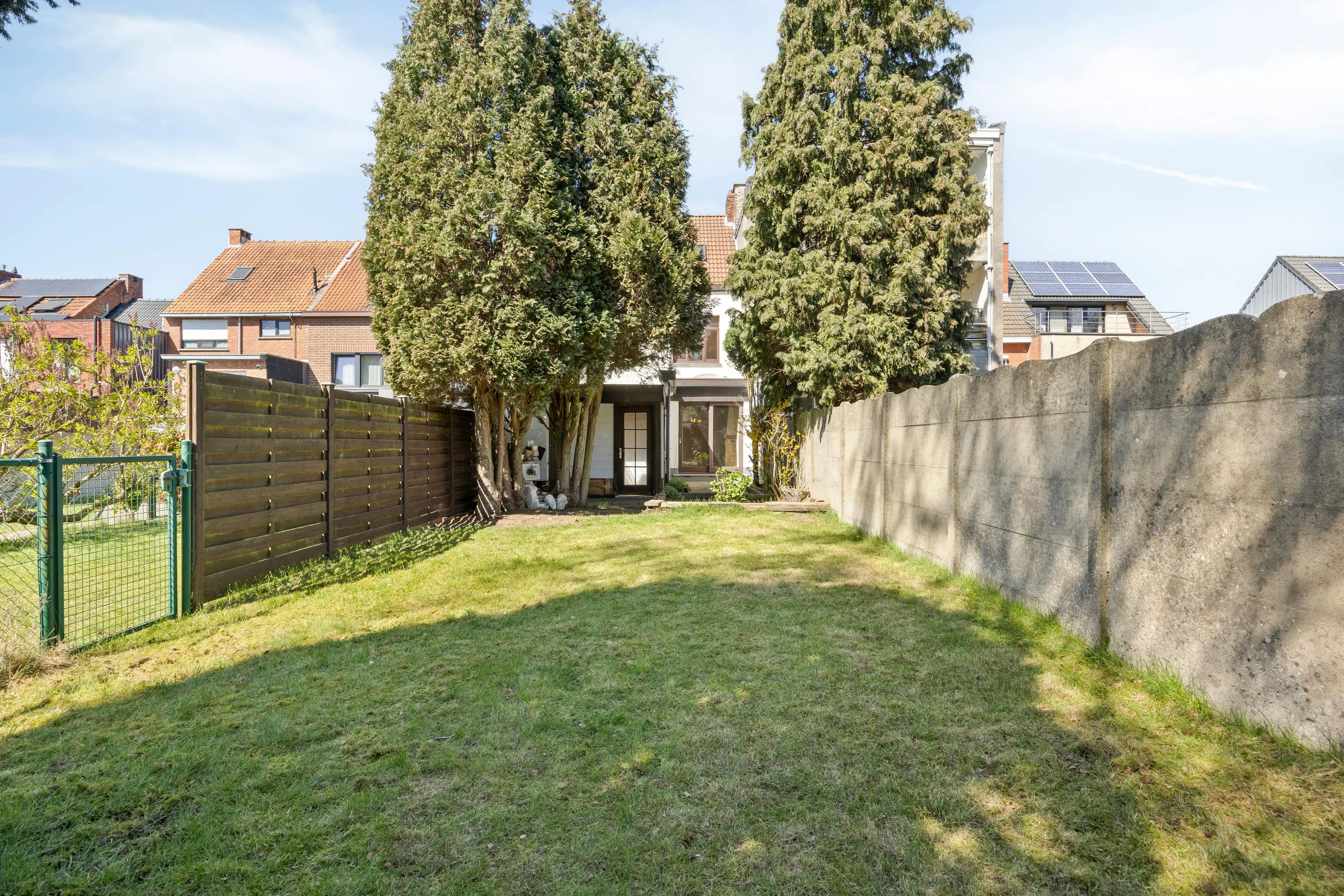 Charmant huis met veel potentieel te koop in Kapellen! foto 22