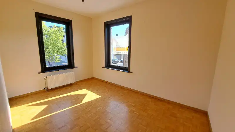Comfortabel 2-slaapkamerappartement met Terras te huur in Oostkamp foto 6
