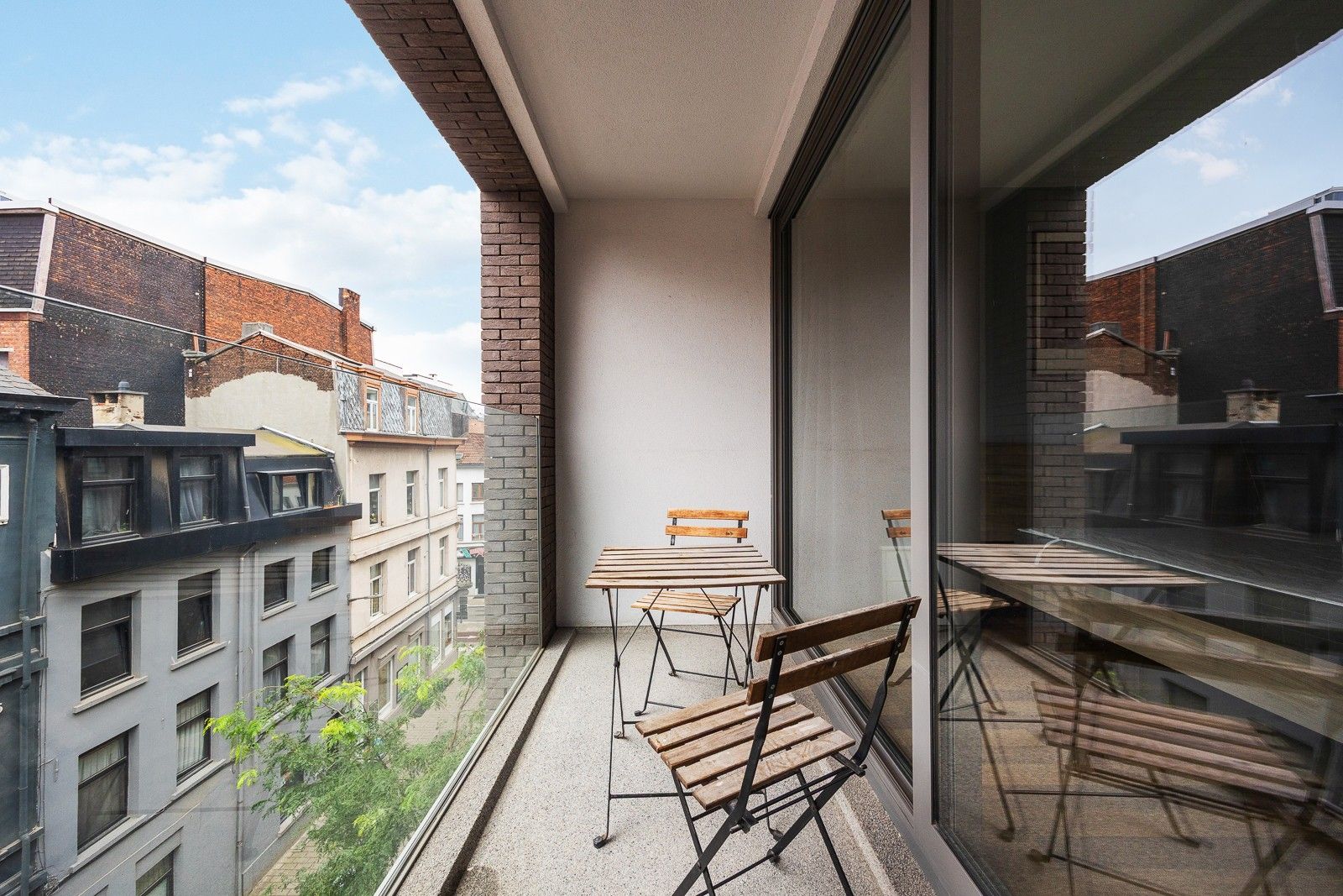 Appartement van 100m2 in hartje Antwerpen met 2 slaapkamers en 2 terrassen - gemeubeld en/of niet gemeubeld foto 9
