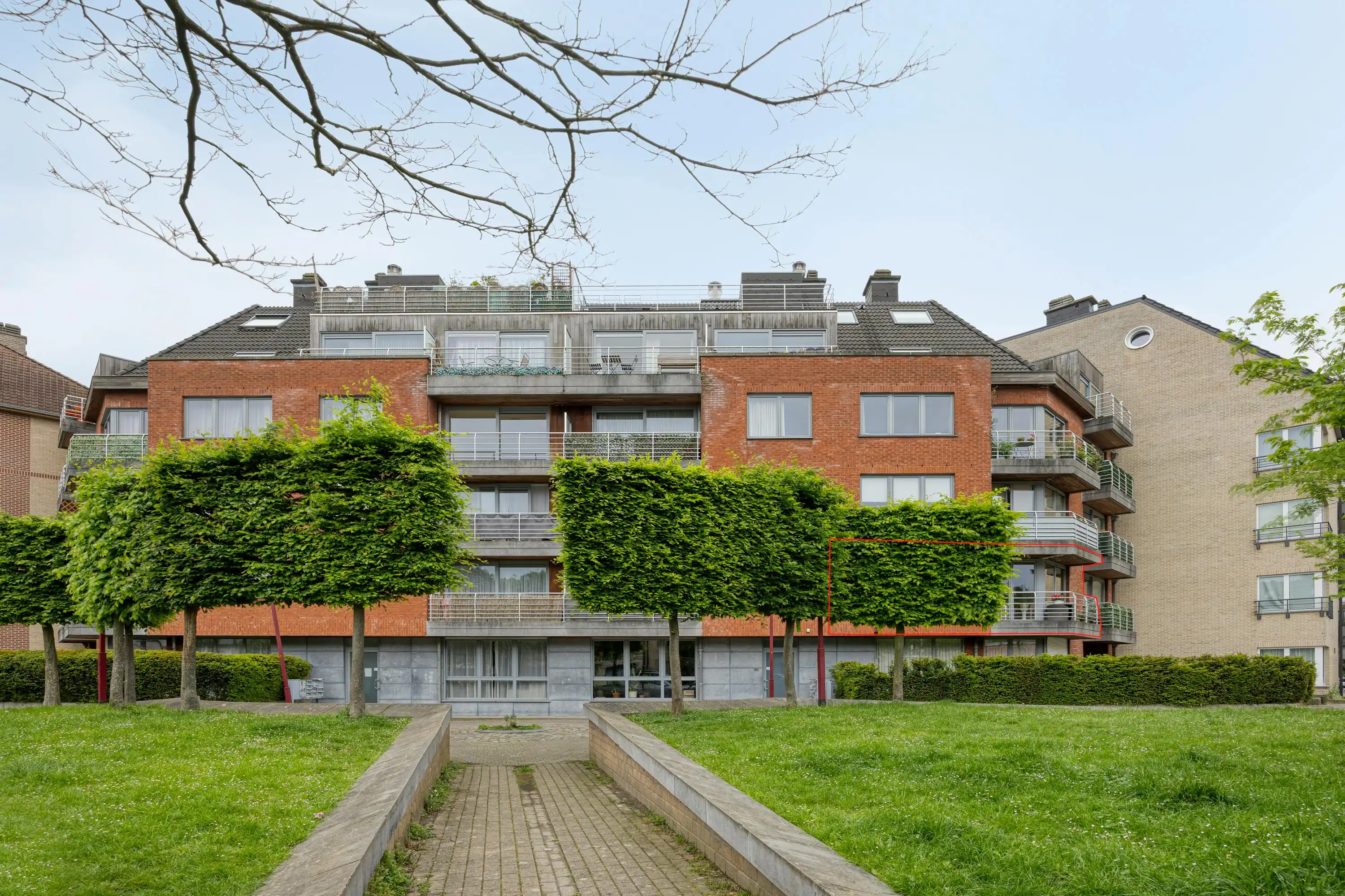 Lichtrijk appartement te koop in residentiële wijk te Jette foto 16