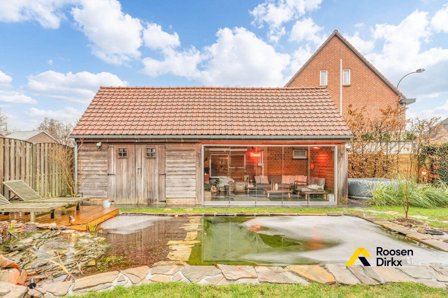 Karaktervolle gezinswoning met 3 slaapkamers, praktijkruimte en pool house op 6a13ca foto 7