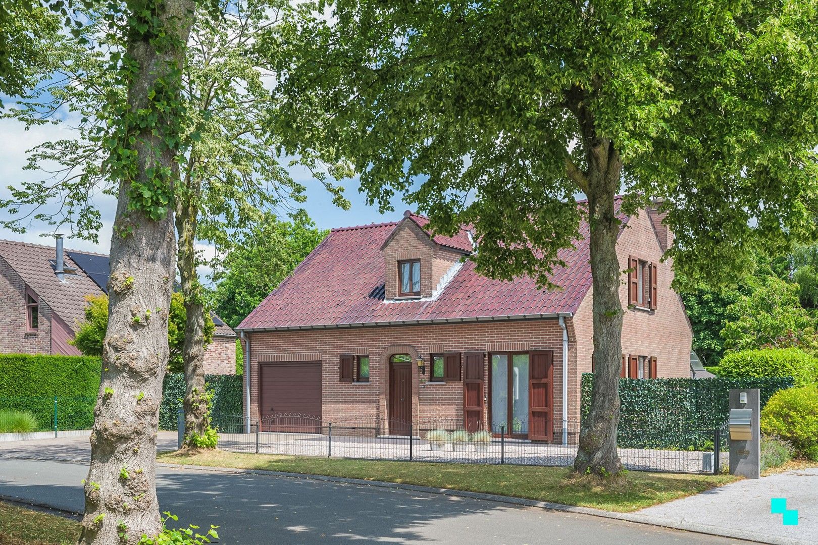 Charmante woning met zonnige tuin te Merelbeke Centrum foto 2