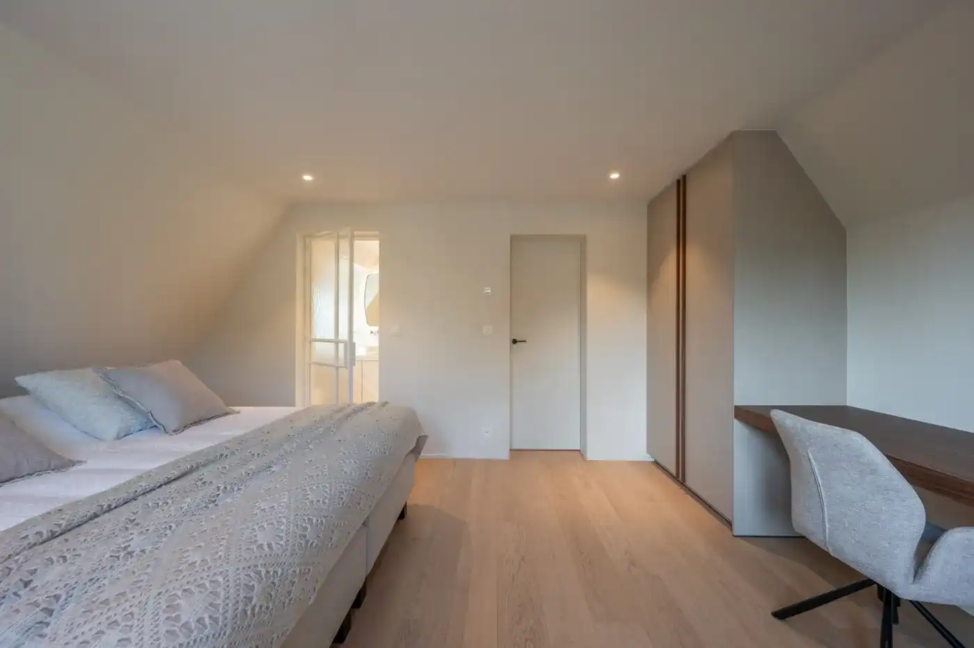 Elegante gerenoveerde villa aan de rand van het Zoute genietend van alle privacy foto 24